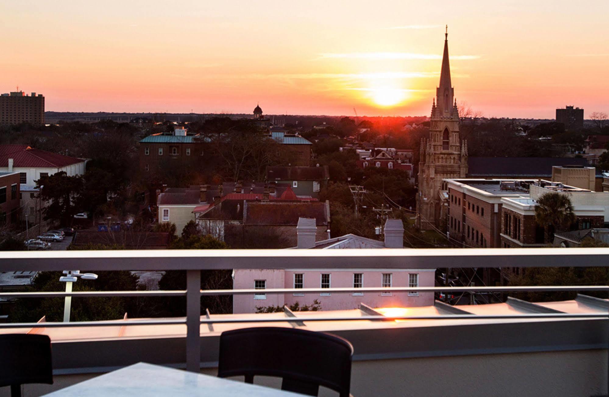 The Restoration Hotel Charleston Exterior foto